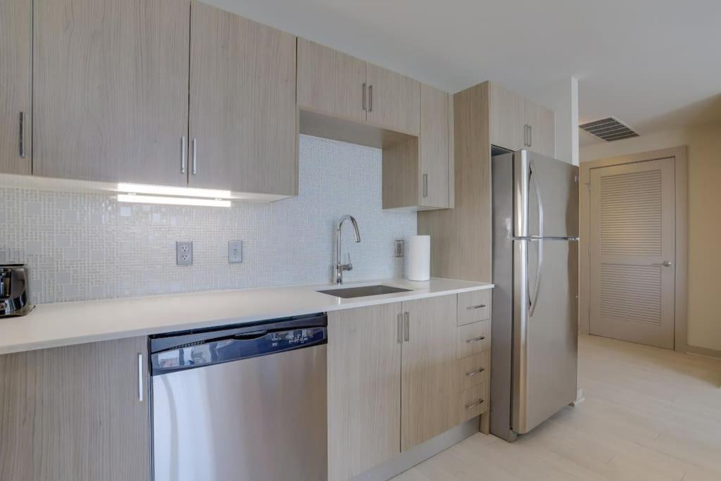 Wonderful 2Br Apartment At Crystal City Arlington Exteriör bild