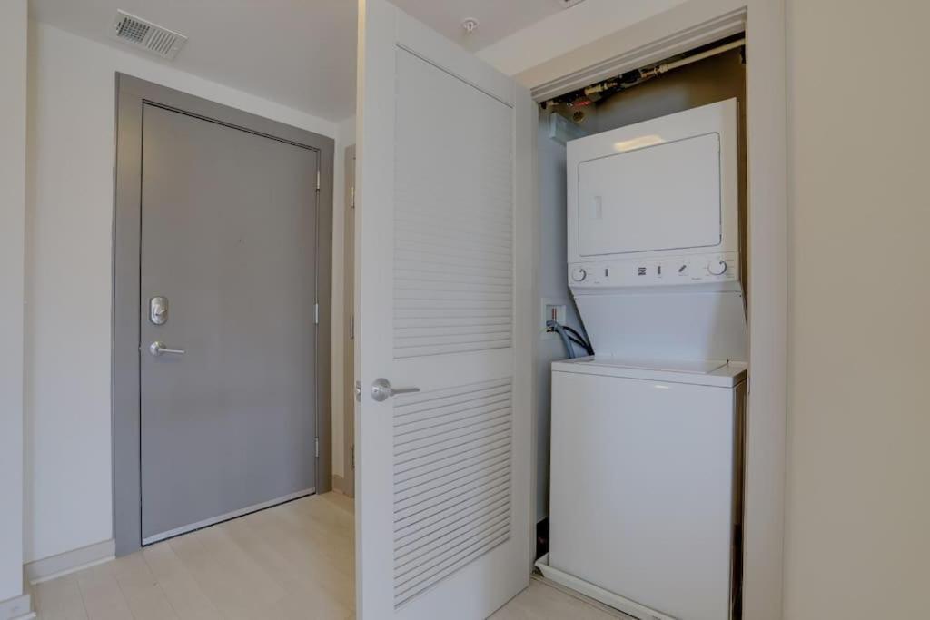 Wonderful 2Br Apartment At Crystal City Arlington Exteriör bild