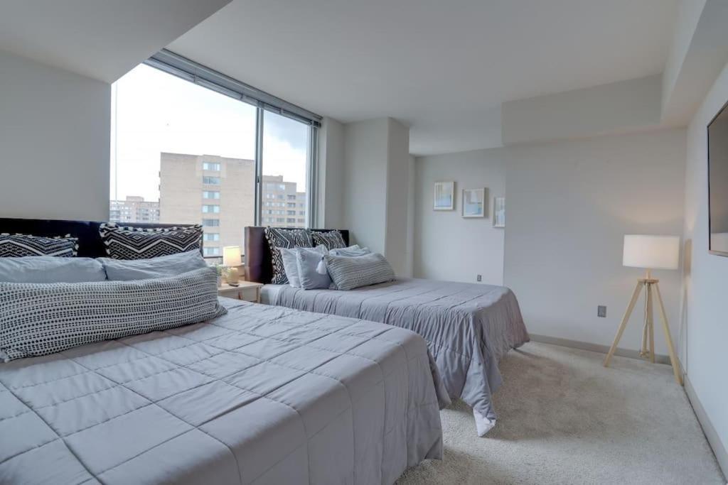 Wonderful 2Br Apartment At Crystal City Arlington Exteriör bild