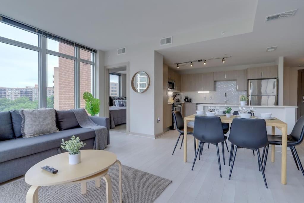 Wonderful 2Br Apartment At Crystal City Arlington Exteriör bild